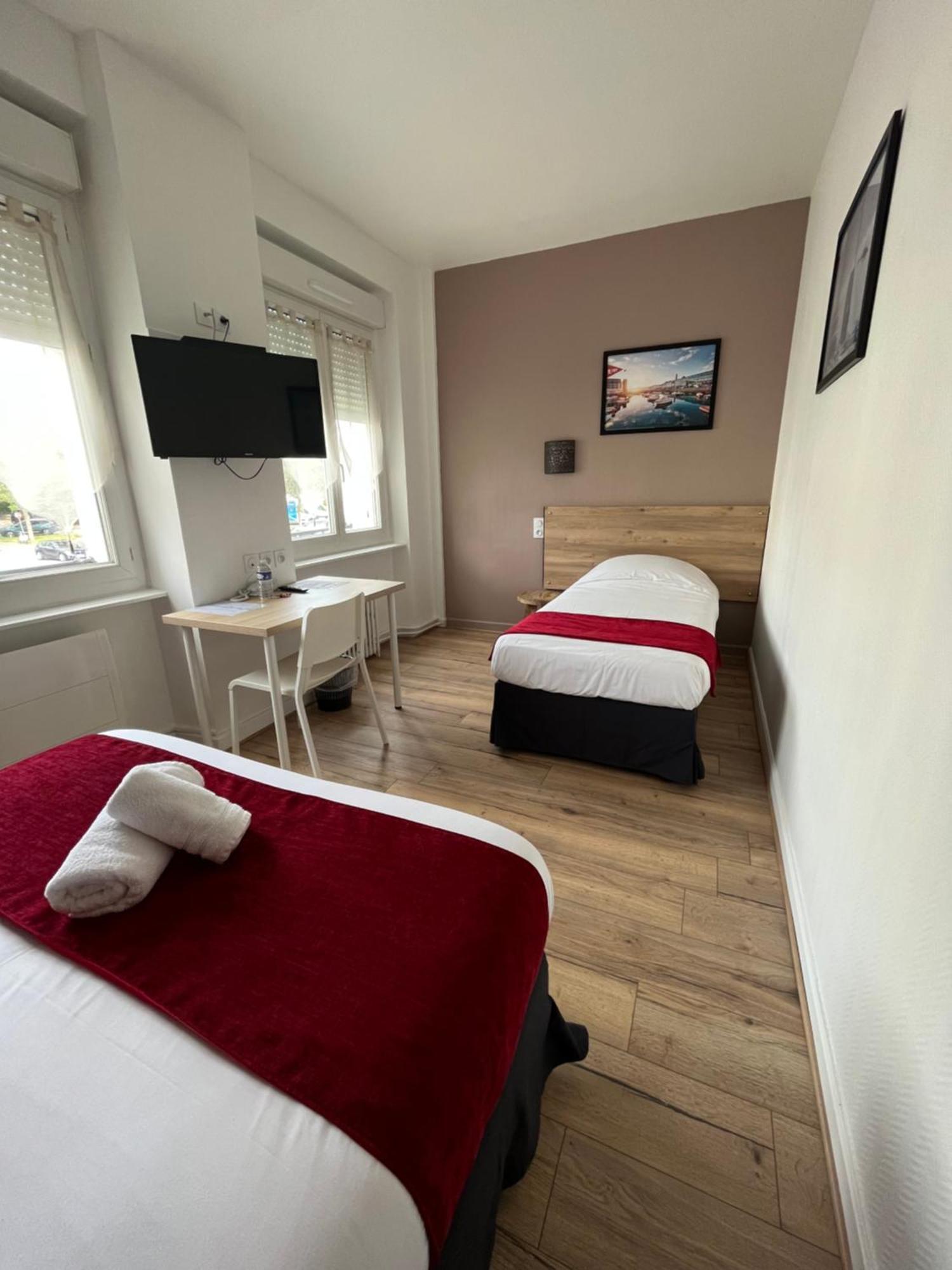 Hotel Agena Brest Exterior photo