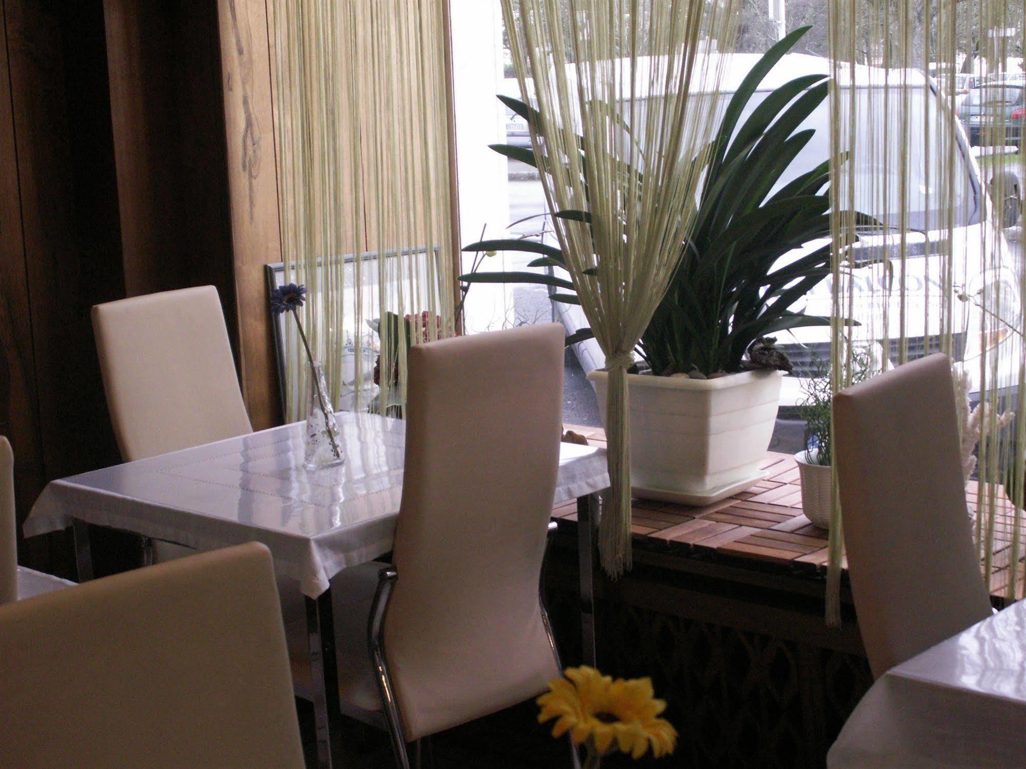 Hotel Agena Brest Exterior photo